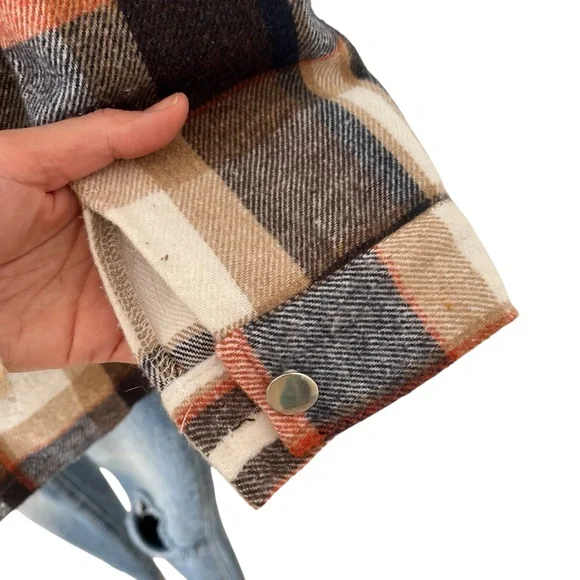 Plaid button up knit over shirt light shacket black orange M - Picture 9 of 11